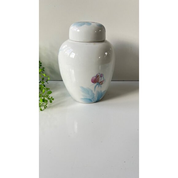 Vintage Japanese Ceramic Ginger Jar With Floral Design Chinoiserie Home Decor - Picture 4 of 8